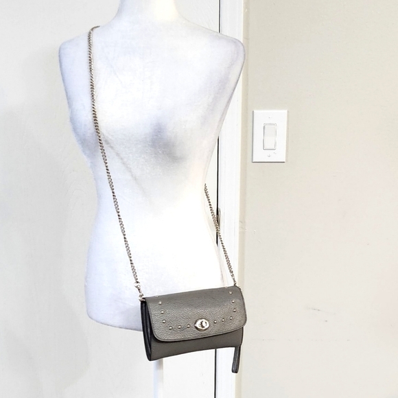 Coach Bowery Studded Chain Crossbody Leather bag - Picture 7 of 12